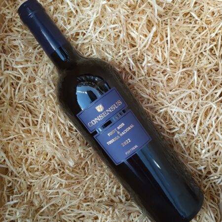 Consensus Pinot Noir Touriga Nacional 2022